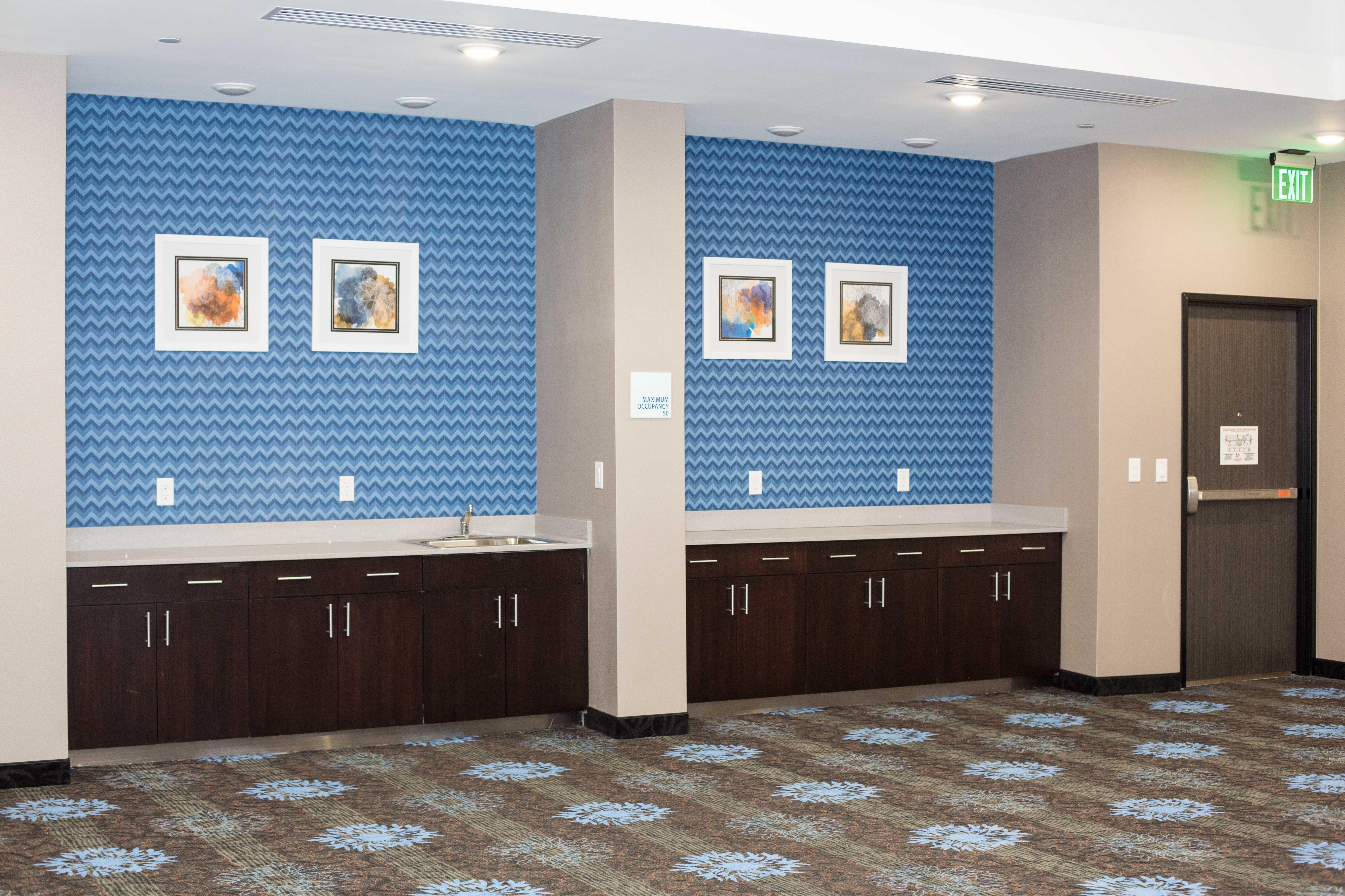 Holiday Inn Express & Suites Oklahoma City Southeast By Ihg Dış mekan fotoğraf