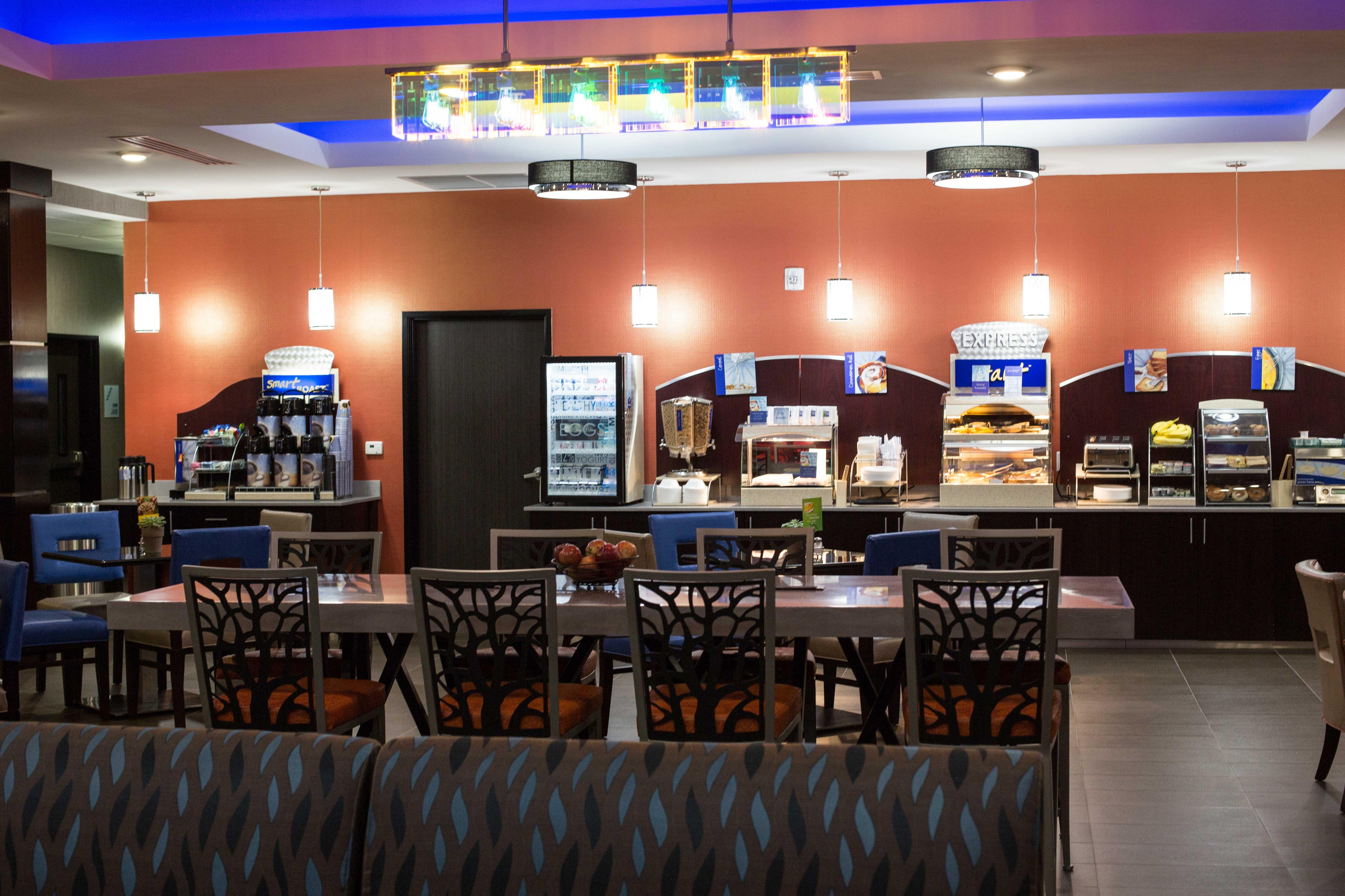 Holiday Inn Express & Suites Oklahoma City Southeast By Ihg Dış mekan fotoğraf