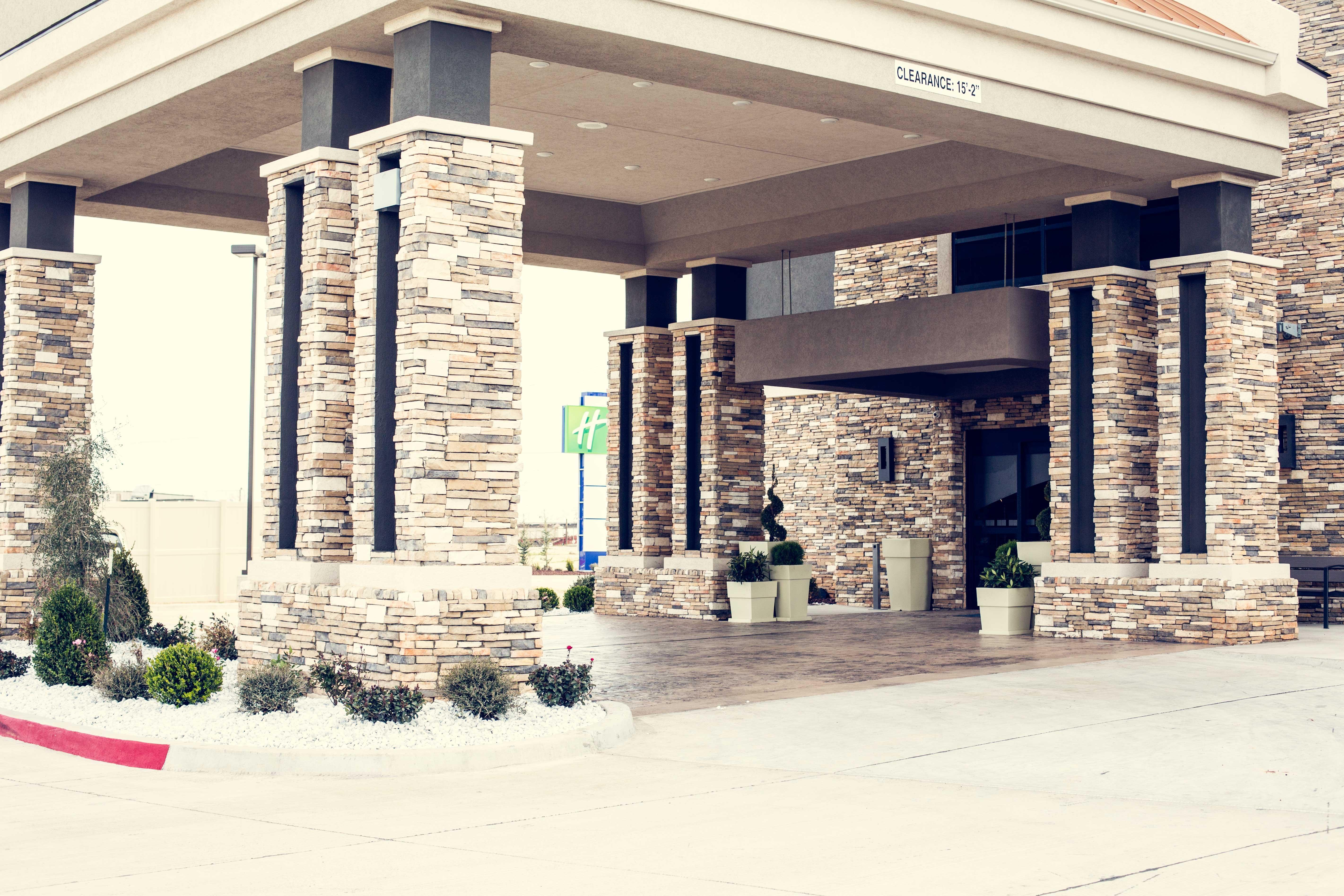 Holiday Inn Express & Suites Oklahoma City Southeast By Ihg Dış mekan fotoğraf